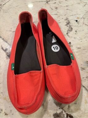 Sanuk Coral Canvas Slip-On Flats - Size 10